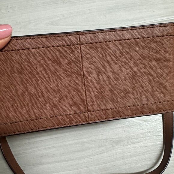 Michael Michael Kors Sylvia Small Signature Logo Crossbody Bag - Picture 5 of 11